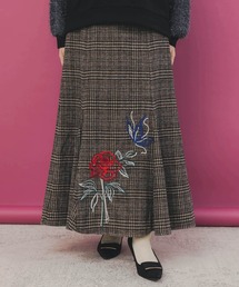 553259：バラ×蝶刺繍起毛 チェックマーメイドスカート