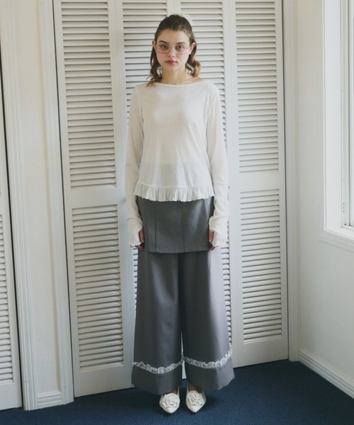 idem(イデム)の「【 ZOZO限定 】frill sheer long sleeve tops / 裾フリルシアートップス(Tシャツ/カットソー・レディース・オフホワイト/ブルー・FREE)」の4枚目の写真