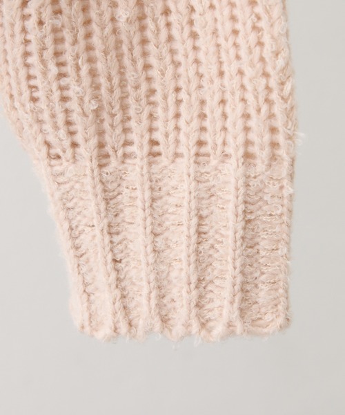 Seemi. byNICECLAUP（ シーミーバイナイスクラップ）の「【Seemi.】ハイネックロゴニット（ニット/セーター・レディース・ベージュ/オフホワイト/グレー・FREE）」の9枚目の写真