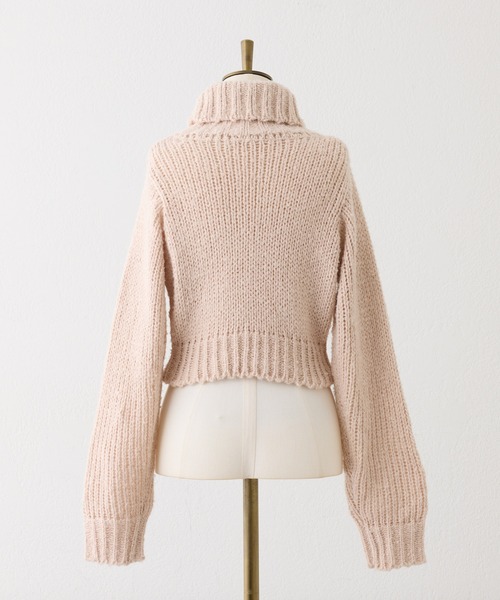 Seemi. byNICECLAUP（ シーミーバイナイスクラップ）の「【Seemi.】ハイネックロゴニット（ニット/セーター・レディース・ベージュ/オフホワイト/グレー・FREE）」の6枚目の写真