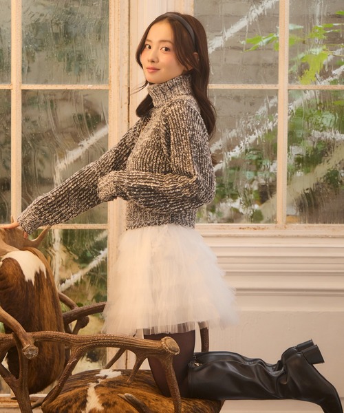 Seemi. byNICECLAUP（ シーミーバイナイスクラップ）の「【Seemi.】ハイネックロゴニット（ニット/セーター・レディース・ベージュ/オフホワイト/グレー・FREE）」の20枚目の写真