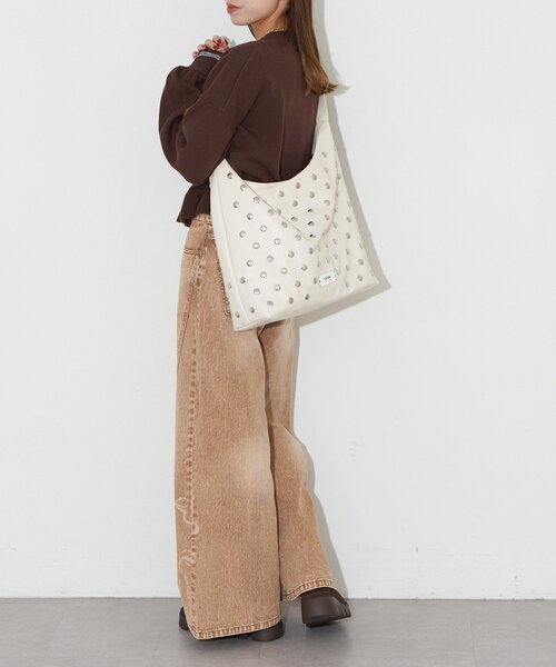 GRAIN(グレイン)の「【WEB限定】【GRAIN/グレイン】スタッズショルダートートバッグ(トートバッグ・レディース・ブラック/アイボリー/イエロー・FREE)」の8枚目の写真