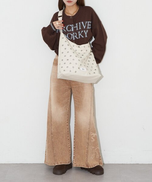 GRAIN(グレイン)の「【WEB限定】【GRAIN/グレイン】スタッズショルダートートバッグ(トートバッグ・レディース・ブラック/アイボリー/イエロー・FREE)」の9枚目の写真