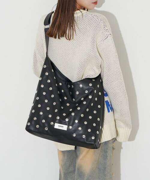 GRAIN(グレイン)の「【WEB限定】【GRAIN/グレイン】スタッズショルダートートバッグ(トートバッグ・レディース・ブラック/アイボリー/イエロー・FREE)」の14枚目の写真