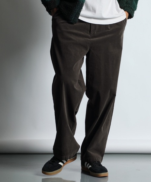 The DUFFER of ST.GEORGE(ザダファーオブセントジョージ)の「MOLESKIN EASY WIDE PANTS:モールスキン ワンタック イージーワイドパンツ(その他パンツ・メンズ・チャコールグレー/ブラウン・X-LARGE/LARGE/MEDIUM/SMALL)」の2枚目の写真