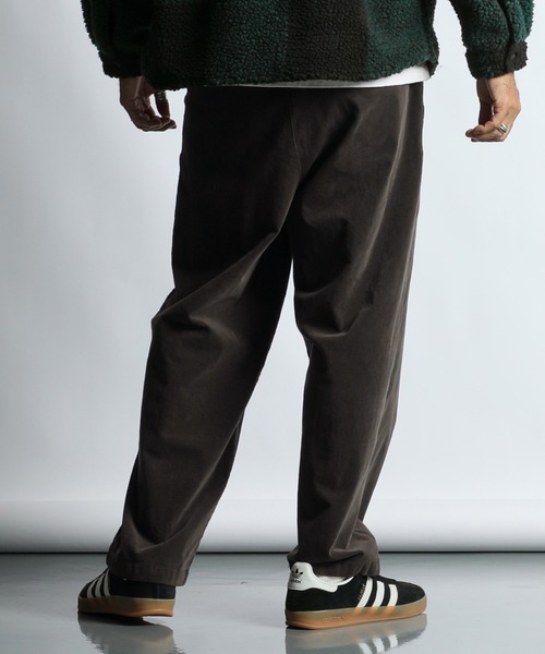 The DUFFER of ST.GEORGE(ザダファーオブセントジョージ)の「MOLESKIN EASY WIDE PANTS:モールスキン ワンタック イージーワイドパンツ(その他パンツ・メンズ・チャコールグレー/ブラウン・X-LARGE/LARGE/MEDIUM/SMALL)」の14枚目の写真