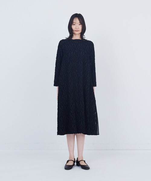 ADIEU TRISTESSE(アデュートリステス)の「カットジャカードワンピース(ワンピース・レディース・ネイビー/ブラック・38/40)」の5枚目の写真