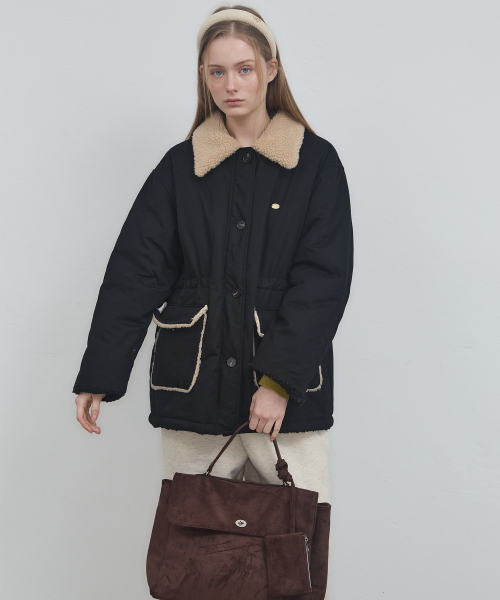 ANOETIC(アノエティック)の「FUR POINT PADDED JUMPER_BLACK(ムートンコート・レディース・ブラック・FREE)」の3枚目の写真