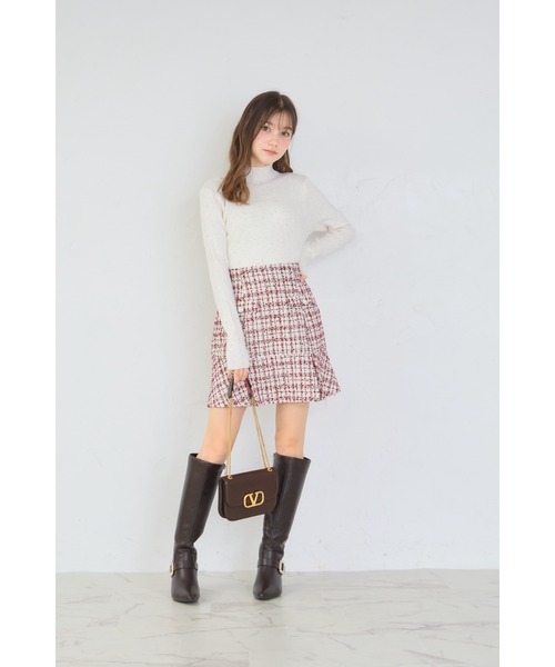 tocco closet(トッコ クローゼット)の「インナーパンツ付きパール飾り釦ラメループツイードミニスカート(スカート・レディース・ボルドー/ブラック・M)」の9枚目の写真