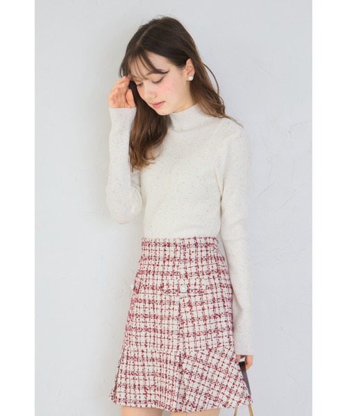 tocco closet(トッコ クローゼット)の「インナーパンツ付きパール飾り釦ラメループツイードミニスカート(スカート・レディース・ボルドー/ブラック・M)」の12枚目の写真