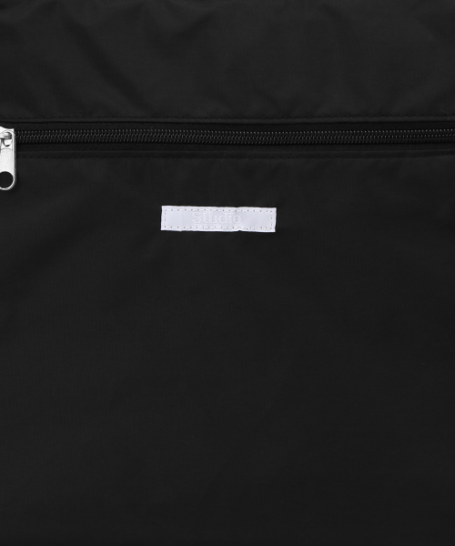 UNDERCONTROL STUDIO(アンダーコントロールスタジオ)の「ストラップ調整可能ダウンショルダーバッグ CLOUD CROSS BODY BAG / BIG / コンバートストラップ / BK(メッセンジャーバッグ・レディース・その他・FREE)」の15枚目の写真