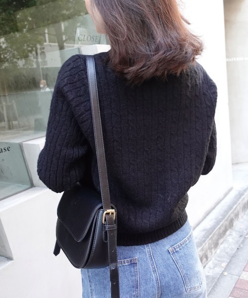 CORNERS（コーナーズ）の「ケーブルニットカーディガン（カーディガン/ボレロ・レディース・ブラック/グレー/レッド/ホワイト・FREE）」の5枚目の写真