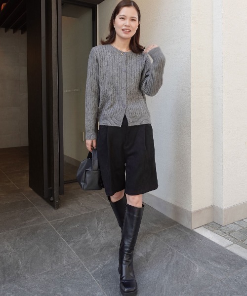 CORNERS（コーナーズ）の「ケーブルニットカーディガン（カーディガン/ボレロ・レディース・ブラック/グレー/レッド/ホワイト・FREE）」の10枚目の写真