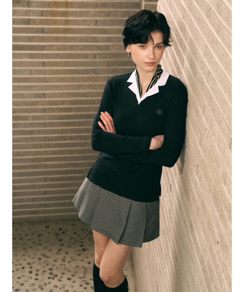 BERMUDAGRASS(バミューダグラス)の「オープンカラー配色ゴルジTシャツ-BLACK(ポロシャツ・レディース・その他・SMALL/MEDIUM)」の2枚目の写真