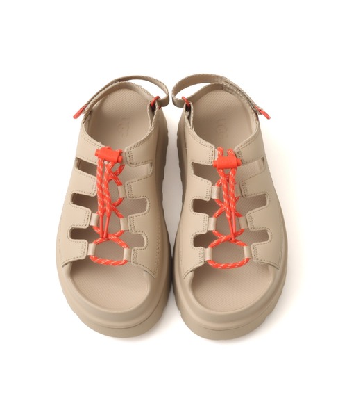 UGG(アグ)の「UGG W GOLDENGLOW TOGGLE / アグ ゴールデングロウ トグル(サンダル・レディース・ベージュ・25.0cm/24.0cm/23.0cm/26.0cm/22.0cm)」の5枚目の写真