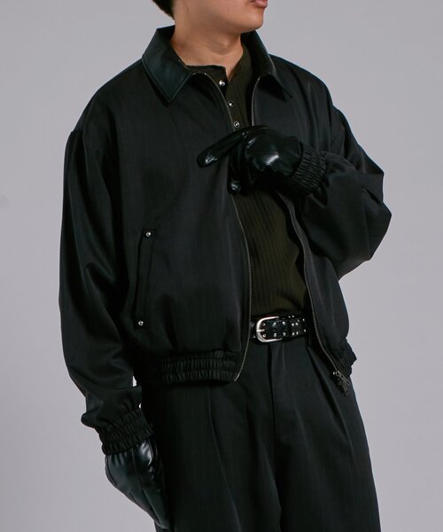 WHO'S WHO gallery（フーズフーギャラリー）の「ヘヴィトロピカル襟レザー切り替えジップブルゾン（ブルゾン・メンズ・チャコールグレー/ブラック・FREE）」の2枚目の写真