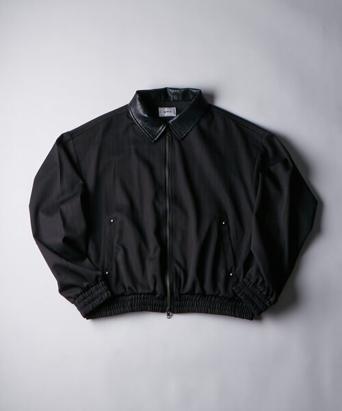 WHO'S WHO gallery（フーズフーギャラリー）の「ヘヴィトロピカル襟レザー切り替えジップブルゾン（ブルゾン・メンズ・チャコールグレー/ブラック・FREE）」の4枚目の写真