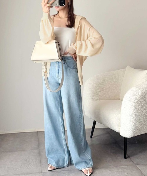 classicalelf(クラシカルエルフ)の「透け感を楽しむ大人のサマーニット リラックスシルエットで体型カバーも◎シアーサマーニットフードカーディガン(カーディガン/ボレロ・レディース・ライム/ブルー/アイボリー/グレイッシュベージュ/ブラック・X-LARGE/SMALL/MEDIUM/LARGE)」の9枚目の写真
