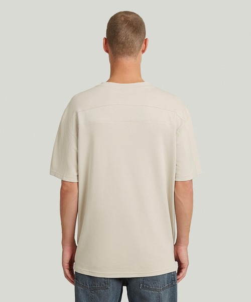G-STAR(ジースター)の「Rib Insert Relaxed T-Shirt/バックリブデザインリラックスオーバーサイズTシャツ(Tシャツ/カットソー・メンズ・ホワイト系その他/ダークブラック/グレー系その他・X-LARGE/LARGE/MEDIUM/SMALL/X-SMALL)」の2枚目の写真