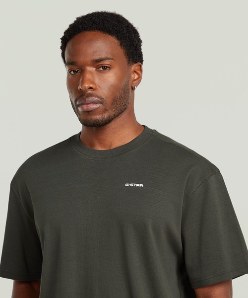 G-STAR(ジースター)の「Rib Insert Relaxed T-Shirt/バックリブデザインリラックスオーバーサイズTシャツ(Tシャツ/カットソー・メンズ・ホワイト系その他/ダークブラック/グレー系その他・X-LARGE/LARGE/MEDIUM/SMALL/X-SMALL)」の18枚目の写真