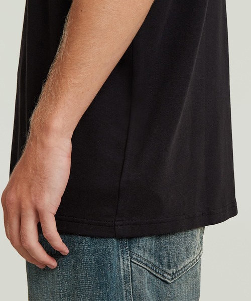 G-STAR(ジースター)の「Rib Insert Relaxed T-Shirt/バックリブデザインリラックスオーバーサイズTシャツ(Tシャツ/カットソー・メンズ・ホワイト系その他/ダークブラック/グレー系その他・X-LARGE/LARGE/MEDIUM/SMALL/X-SMALL)」の13枚目の写真