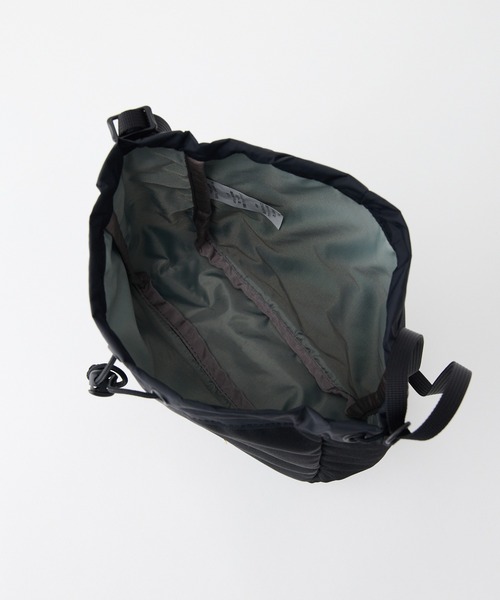 KELTY（ケルティ）の「【KELTY】ES KINCHAKU SHOULDER（ショルダーバッグ・レディース・マスタード/ネイビー/ブラック系/レオパード/タン/アニマル/スカイブルー/オリーブ/ブラウン系/ブラック/ホワイト系/ベージュ/セージグリーン・ONE SIZE）」の18枚目の写真