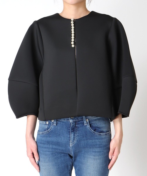 Jines（ジネス）の「パールデザインノーカラージャケット（ノーカラージャケット・レディース・ブラック/ベージュ・38）」の12枚目の写真