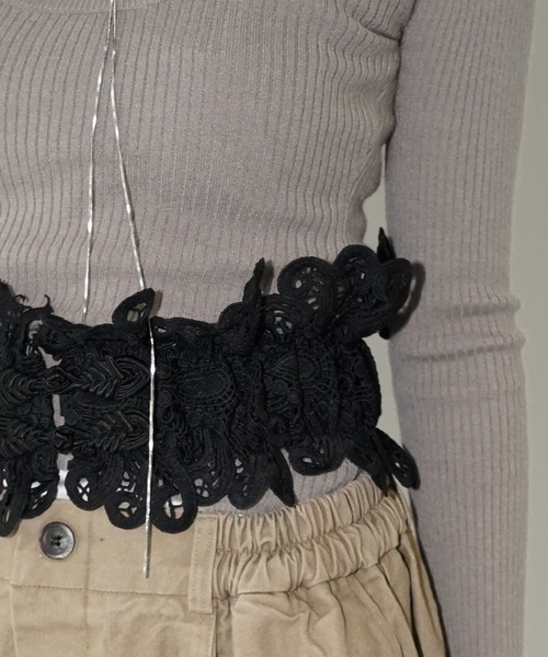 chuclla（チュクラ）の「レースワイドコルセットベルト cha26s010（ベルト・レディース・ホワイト/ブラック・FREE）」の6枚目の写真