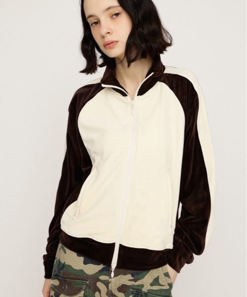 SLY(スライ)の「VELOUR TRACK JACKET ベロア トラックジャケット 春服(ブルゾン・レディース・ブラウン/ネイビー/カーキ・FREE)」の1枚目の写真