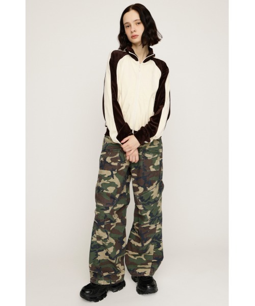 SLY(スライ)の「VELOUR TRACK JACKET ベロア トラックジャケット 春服(ブルゾン・レディース・ブラウン/ネイビー/カーキ・FREE)」の5枚目の写真