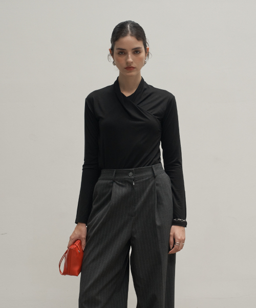 320SHOWROOM(320ショールーム)の「Wrap Long Sleeve T-Shirt Black(Tシャツ/カットソー・レディース・その他・FREE)」の1枚目の写真
