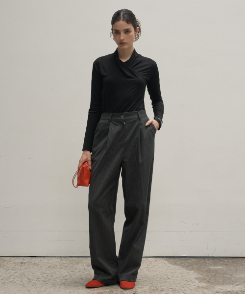 320SHOWROOM(320ショールーム)の「Wrap Long Sleeve T-Shirt Black(Tシャツ/カットソー・レディース・その他・FREE)」の2枚目の写真