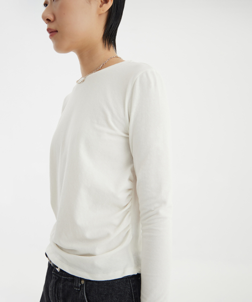 YOUTH(ユース)の「Shirring L/S T-Shirt - White(Tシャツ/カットソー・レディース・その他・S/M)」の7枚目の写真