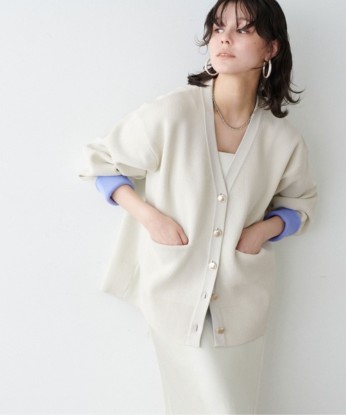 LARUTA（ラルータ）の「【LARUTA】配色ポリミドル金ボタンカーデ（カーディガン/ボレロ・レディース・ブラック/アイボリー/ピンク/ブラウン・FREE）」の3枚目の写真