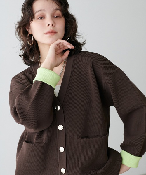 LARUTA（ラルータ）の「【LARUTA】配色ポリミドル金ボタンカーデ（カーディガン/ボレロ・レディース・ブラック/アイボリー/ピンク/ブラウン・FREE）」の17枚目の写真