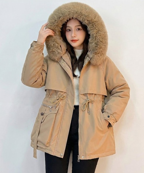 by LEGNA（バイレグナ）の「ボアライナー付きショート丈コート（その他アウター・レディース・ホワイト/ブラック/モカ/ダークブラウン・LARGE/X-LARGE/MEDIUM）」の9枚目の写真