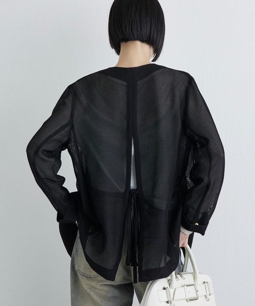 Lui's（ルイス）の「メッシュノーカラージャケット（テーラードジャケット・レディース・チャコールグレー/ブラック/ベージュ・FREE）」の11枚目の写真