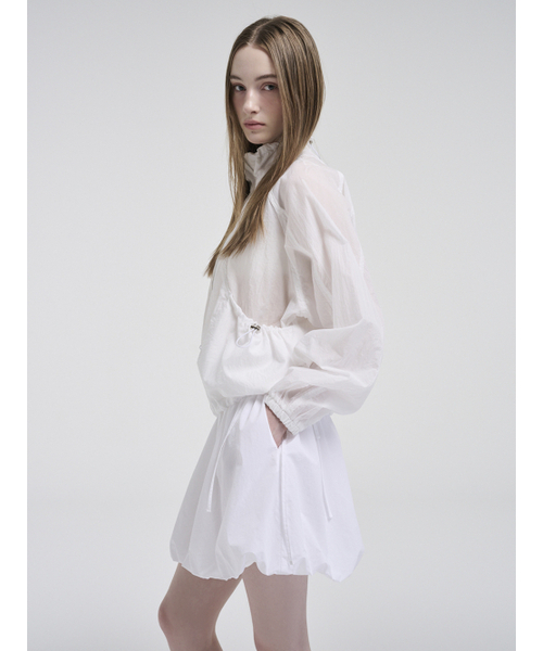 ETMON(エトモン)の「Volume Pocket Wind Jumper, White(ナイロンジャケット・レディース・その他・FREE)」の3枚目の写真