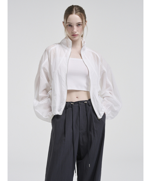 ETMON(エトモン)の「Volume Pocket Wind Jumper, White(ナイロンジャケット・レディース・その他・FREE)」の5枚目の写真