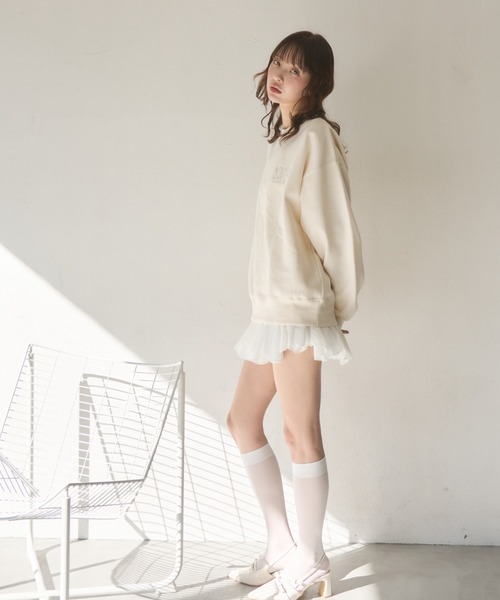 Nadana（ナダナ）の「ロゴルーズプルオーバー（スウェット・レディース・アイボリー/グレー・FREE）」の5枚目の写真