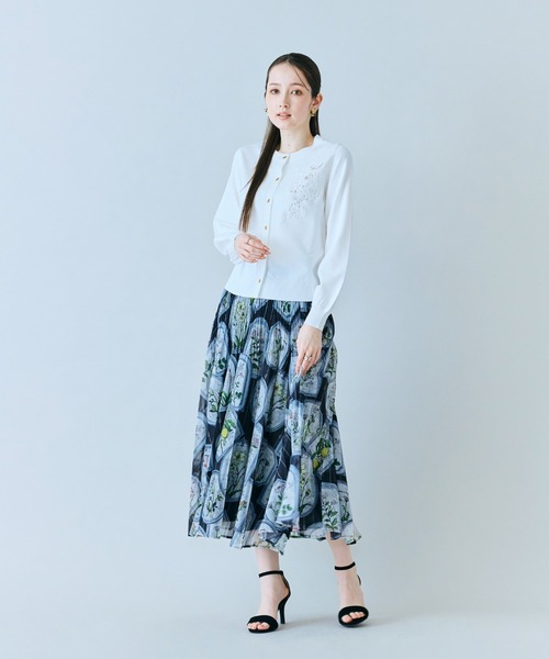 Audie a Muses(オーディアミューズ)の「フラワーレースはめ込みニットカーディガン(カーディガン/ボレロ・レディース・ブラック/ピンク/オフホワイト・38/42)」の22枚目の写真