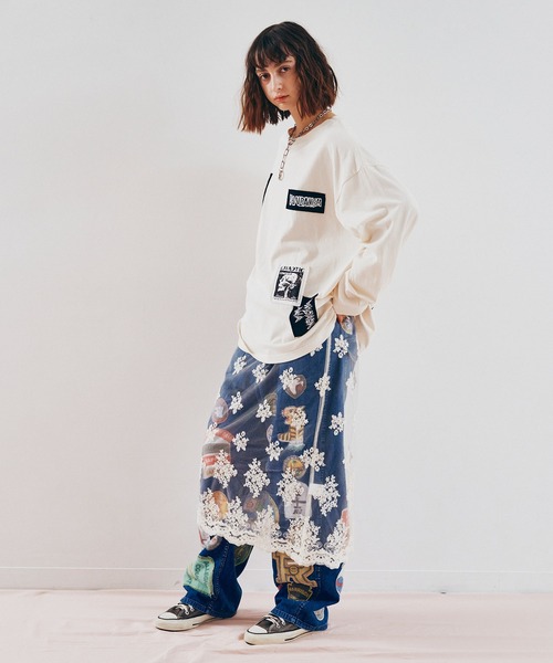 RNA（アールエヌエー）の「M2631 プリントパッチロンＴ（Tシャツ/カットソー・レディース・ブラック/ホワイト・MEDIUM）」の21枚目の写真