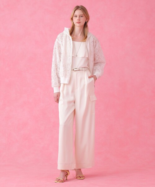 ANAYI（アナイ）の「【セットアップ対応商品】ストレッチダブルサテンキャミソール（シャツ/ブラウス・レディース・サックスブルー/ホワイト/ネイビー・38/36）」の8枚目の写真