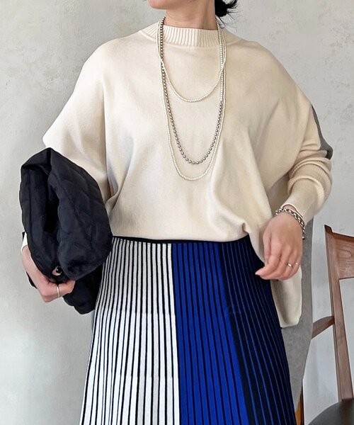 un dix cors（アンディコール）の「ドルマンスリーブ配色ニットプルオーバー（ニット/セーター・レディース・ブルー/オフホワイト/ブラック・FREE）」の7枚目の写真