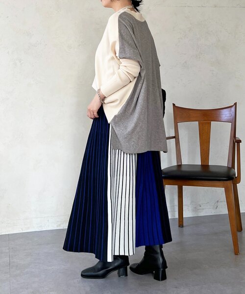 un dix cors（アンディコール）の「ドルマンスリーブ配色ニットプルオーバー（ニット/セーター・レディース・ブルー/オフホワイト/ブラック・FREE）」の9枚目の写真