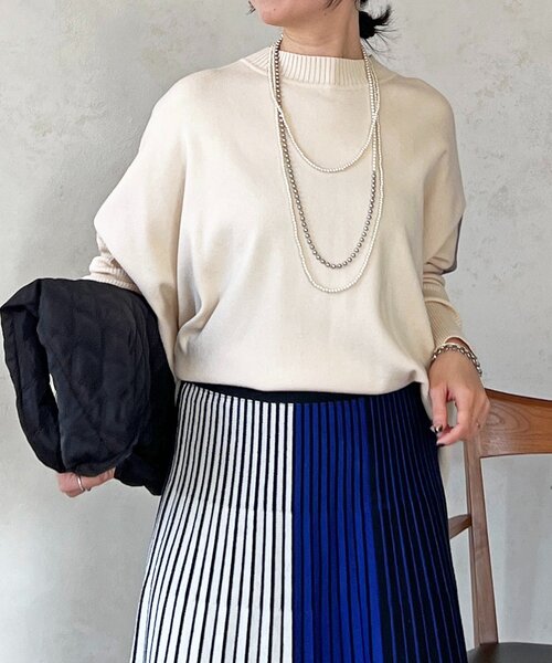 un dix cors（アンディコール）の「ドルマンスリーブ配色ニットプルオーバー（ニット/セーター・レディース・ブルー/オフホワイト/ブラック・FREE）」の22枚目の写真