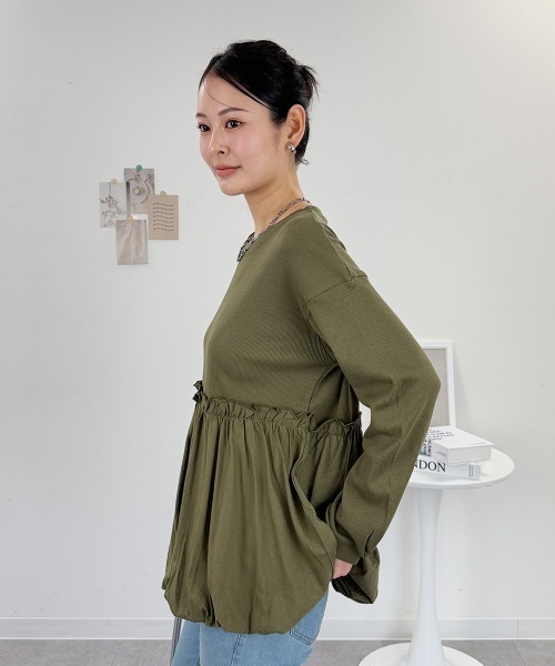 RCD(アールシーディー)の「ペプラム切替バルーントップス(Tシャツ/カットソー・レディース・カーキ/ブラック/オフホワイト・4L~5L/LL~3L/M-L)」の9枚目の写真