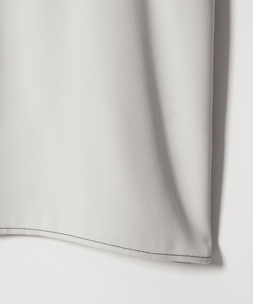 EMMEL REFINES（エメルリファインズ）の「＜EMMEL REFINES＞EM 2WAY ジップ ブラウス（シャツ/ブラウス・レディース・オフホワイト/ブラック/ライトグレー・FREE）」の5枚目の写真