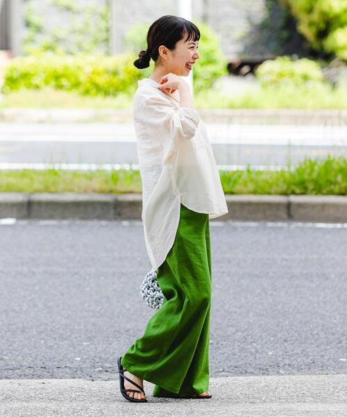 ITEMS URBANRESEARCH（アイテムズ アーバンリサーチ）の「『Sサイズあり/洗濯可』リネンレーヨンワイドパンツ（その他パンツ・レディース・ブラウン系その他/ライトベージュ/グリーン/ネイビー・MEDIUM/SMALL）」の12枚目の写真