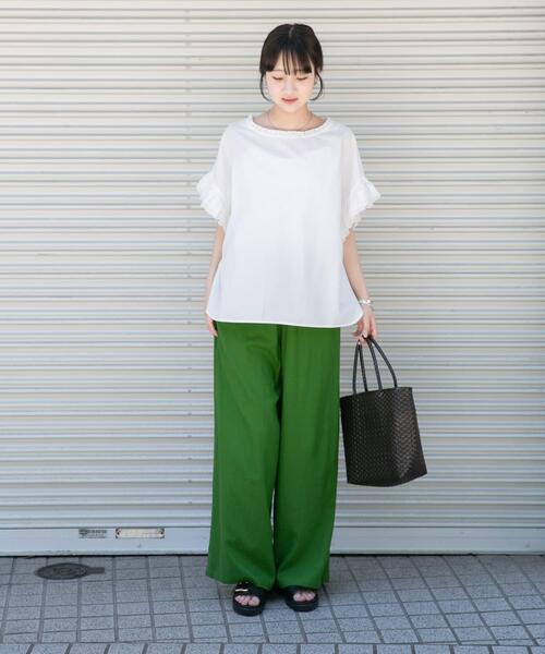 ITEMS URBANRESEARCH（アイテムズ アーバンリサーチ）の「『Sサイズあり/洗濯可』リネンレーヨンワイドパンツ（その他パンツ・レディース・ブラウン系その他/ライトベージュ/グリーン/ネイビー・MEDIUM/SMALL）」の18枚目の写真